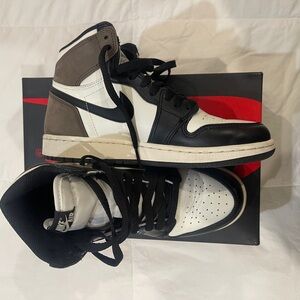 Nike Air Jordan Mochas